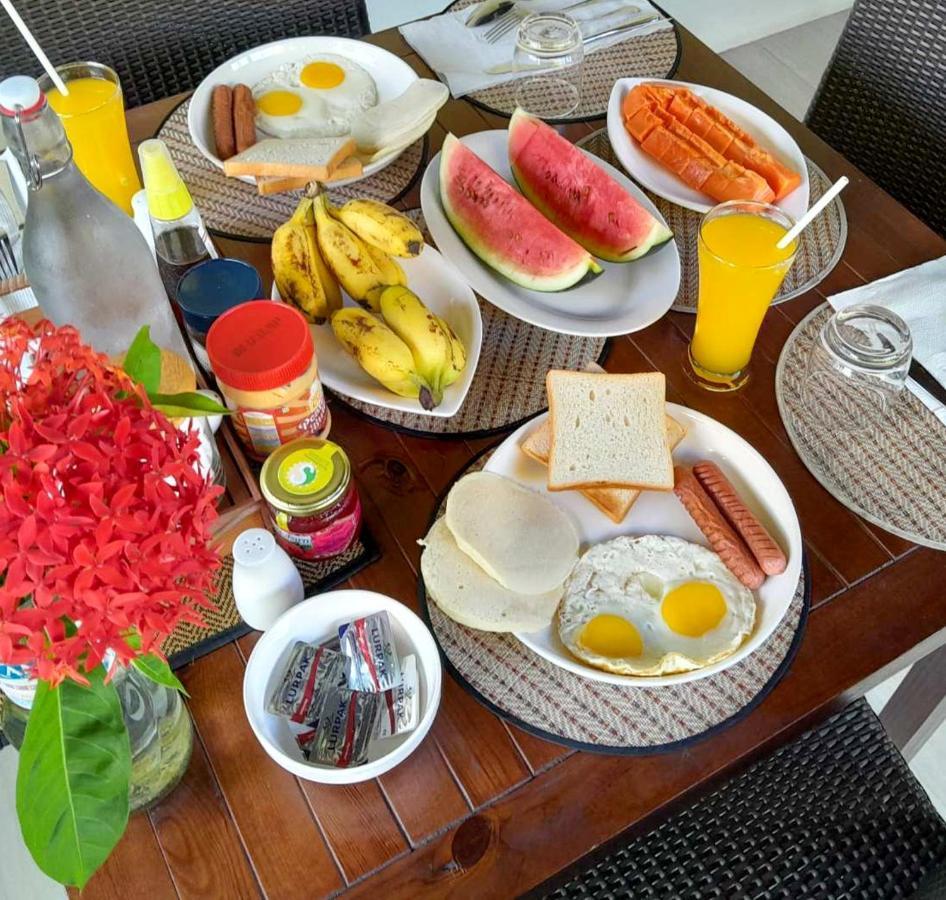 Hotel Tides Dhigurah à Dhigurah  Extérieur photo